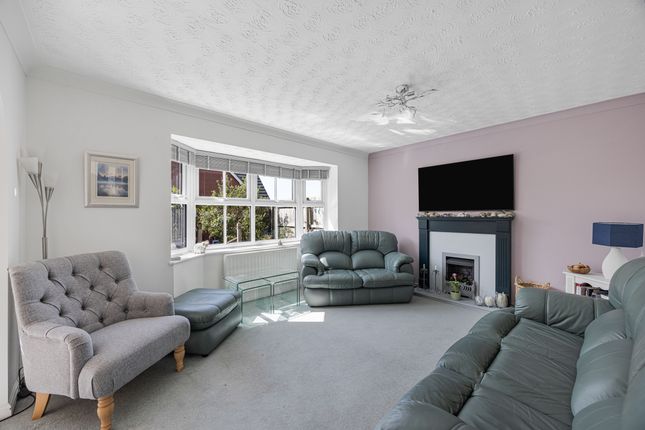 21 Godiva Road, Leominster photo 2