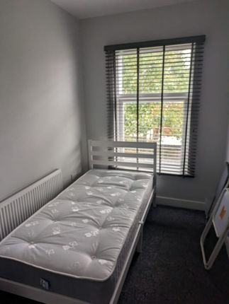 Terraced house to rent in Grafton Street, Coventry