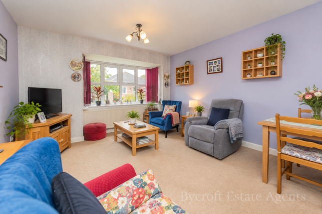 46, Bridge Meadow, Great Yarmouth photo 4