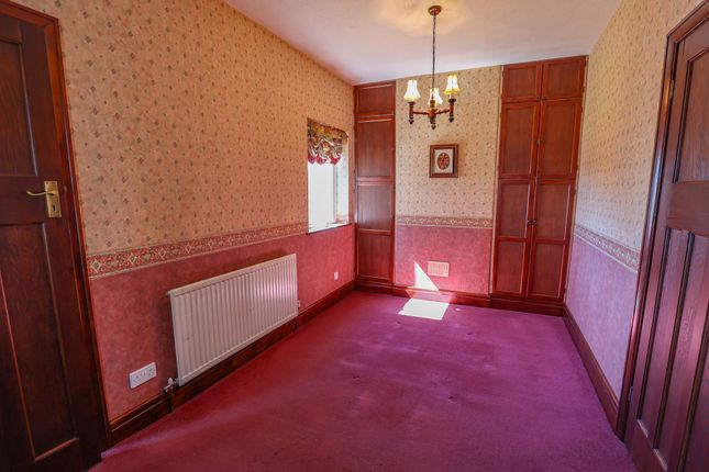 63 Lymm Avenue, Lancaster photo 4
