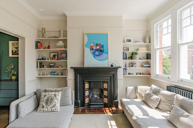 Upper Flat, 1b, Felix Avenue, London photo 4