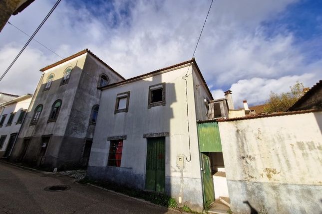 Town house for sale in Pêra, Castanheira De Pêra E Coentral, Castanheira De Pêra, Leiria, Central Portugal