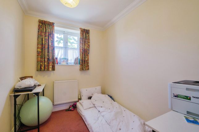 End terrace house for sale in Cardinals Way, Ely, Cambridgeshire