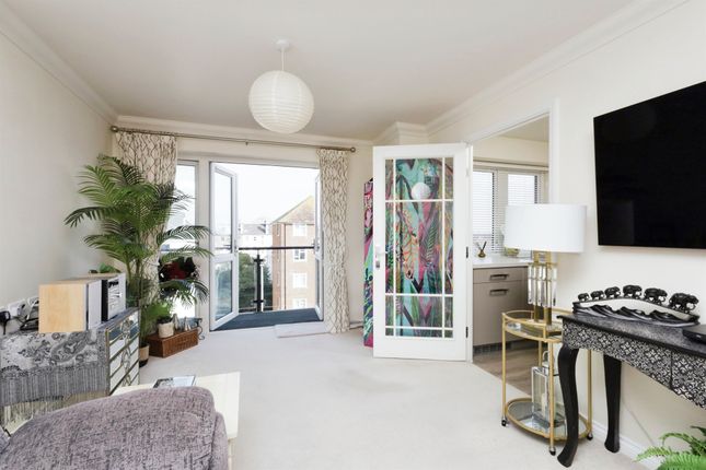 Flat 56, Allingham Lodge, Southfields Road, Eastbourne photo 4