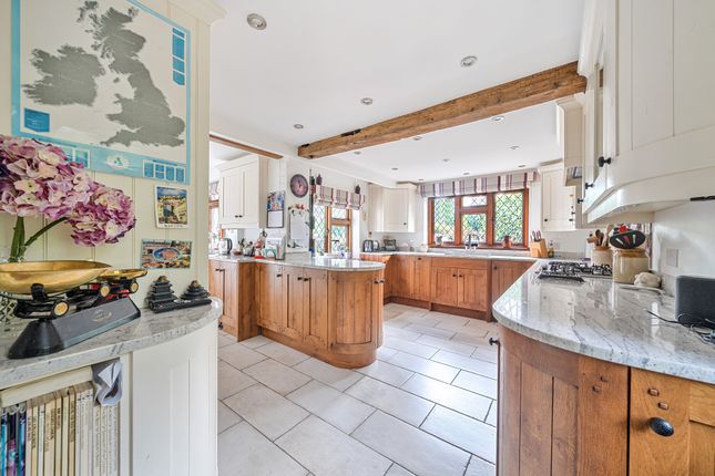Copse Lodge, Standon Lane, Ockley photo 5