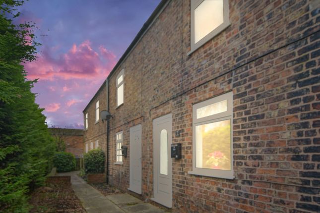 Mews house for sale in Daisy Hill, Main Road, Selby, North Yorkshire