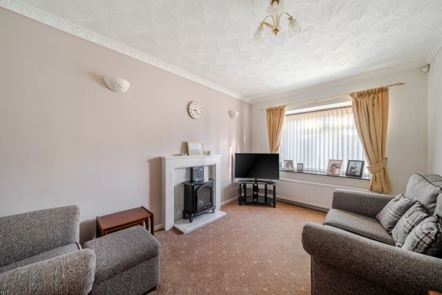 9, Westways Rise, Wakefield photo 2