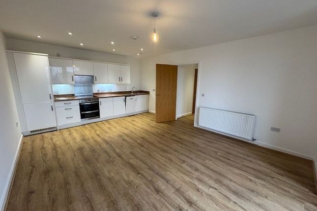 73 Dovetail Place, Lawrence Road, London photo 2