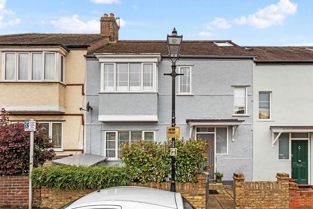4-bed house on 8, Stanley Road, London, £1,095,000