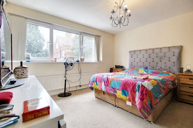 Flat 4, Holmfield Court, Leicester photo 4