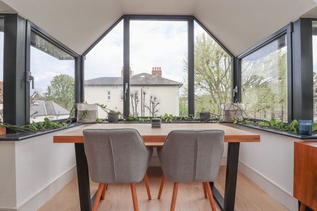 Flat for sale in Maple Road, Surbiton