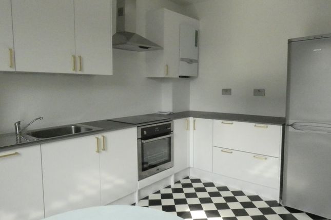 Thumbnail Flat to rent in Denmark Road, London