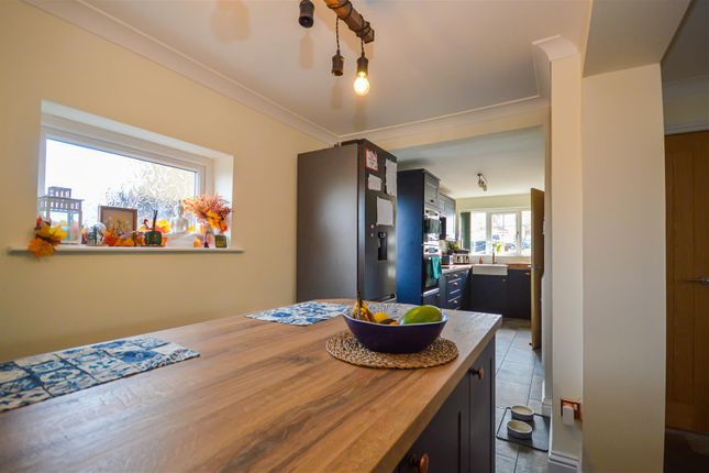 23, Hastings Court, Altofts photo 4