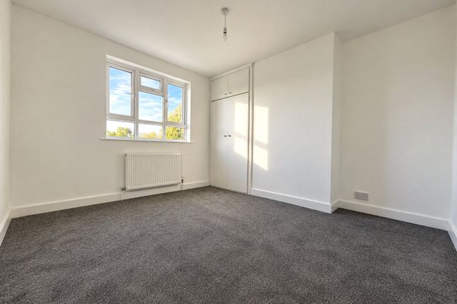 131, Carlingford Drive, Essex photo 5