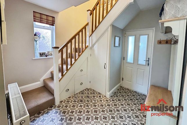 77, Mill Hill Lane, Burton-On-Trent photo 3