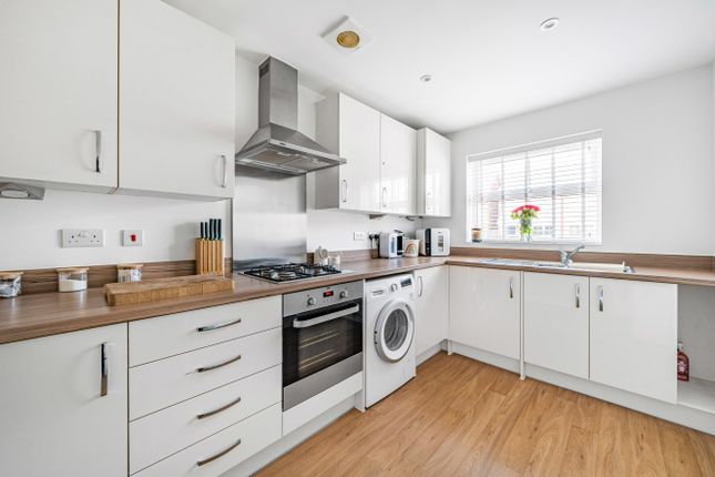 End terrace house for sale in Alfrey Close, Southbourne