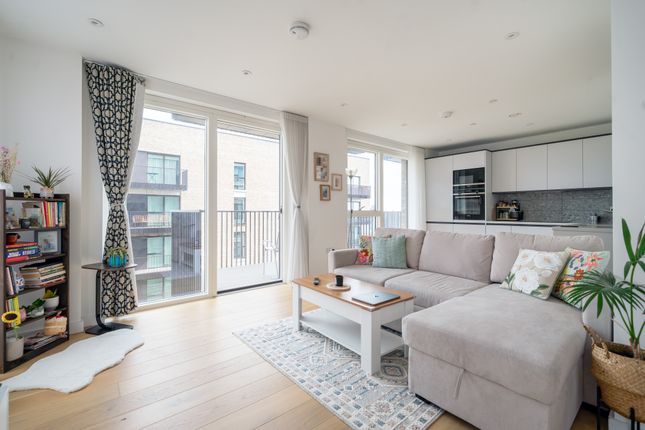 38 Broxburn House, Bathgate Place, Ealing photo 4
