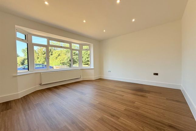 14, Beach Road, Great Yarmouth photo 3