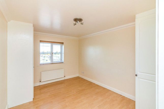 Flat for sale in Garden Court, Barnsley, South Yorkshire