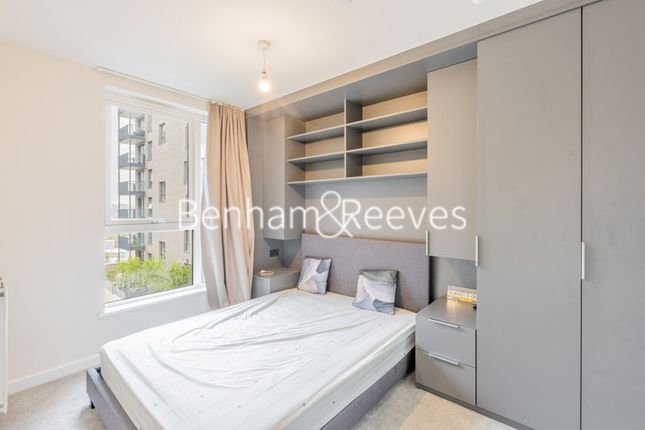 Flat to rent in Henry Strong Road, Harrow