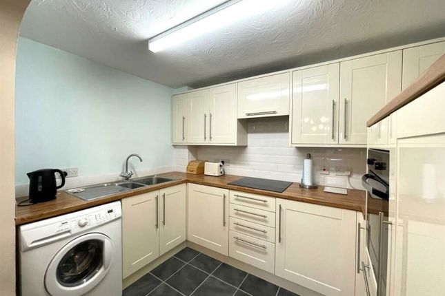 Flat 4, Castle View, Bishop's Stortford photo 2