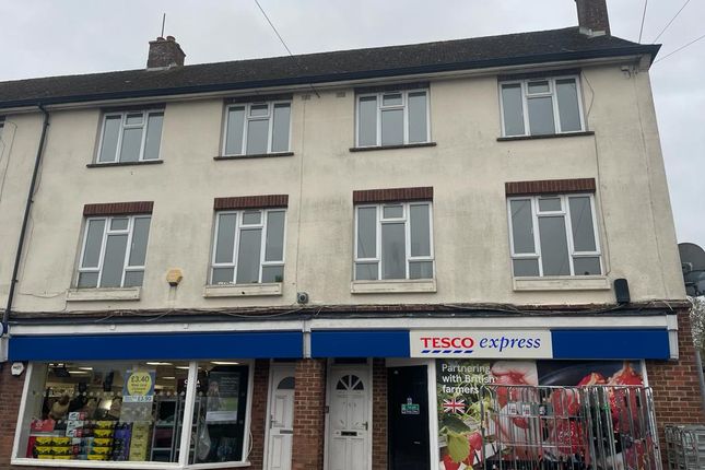 Thumbnail Flat to rent in Eastleigh Road, Devizes