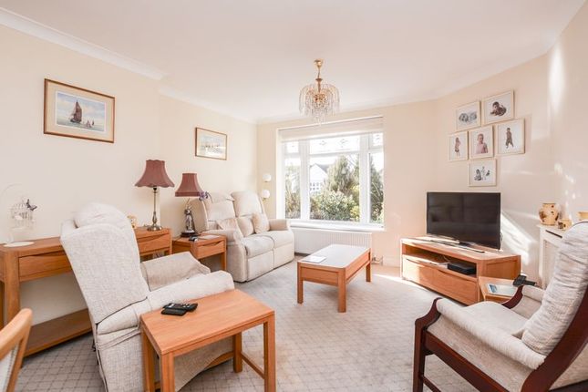 Bungalow for sale in Petworth Gardens, Southend-On-Sea
