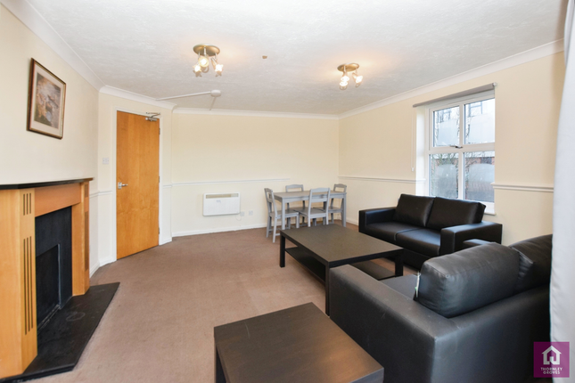28, Linen Court, Salford photo 4
