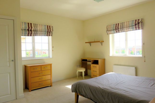 Room to rent in Room, Shore View, Hampton Hargate, Peterborough