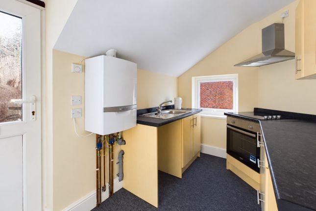 The Salon, Flat 1a, Westwood Road, Westwood Road photo 3