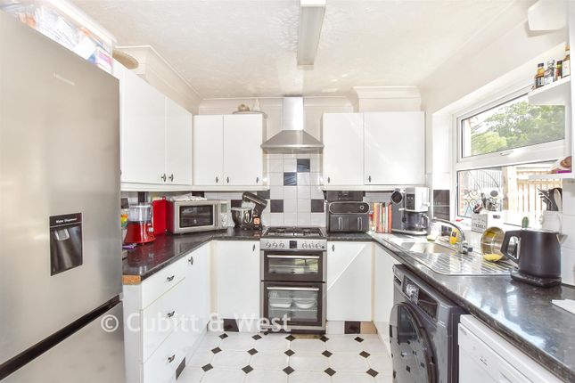 45, Monterey Drive, Havant photo 4