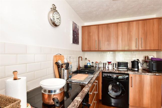 Flat for sale in Woodhams Close, Battle, East Sussex