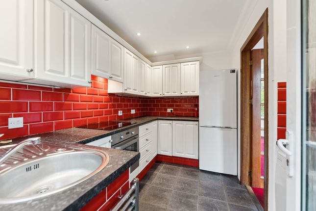 76 Churchill Drive, Broomhill, Glasgow photo 4