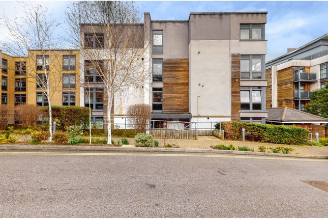 Flat for sale in Scott Avenue, London