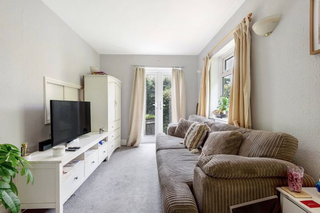 South Lodge,, Cobham Road, Cobham photo 2