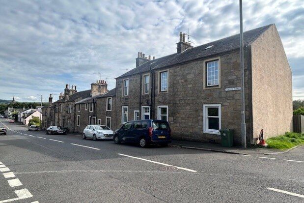 Thumbnail Town house to rent in Calder Street, Lochwinnoch