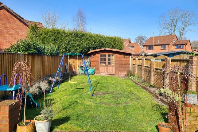 44, Testwood Crescent, Southampton photo 2