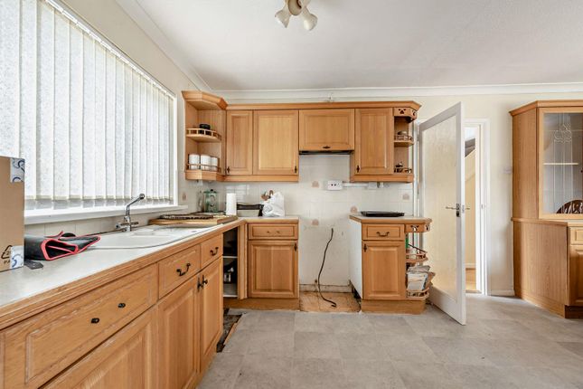 00, Baywood Avenue, Swansea photo 4