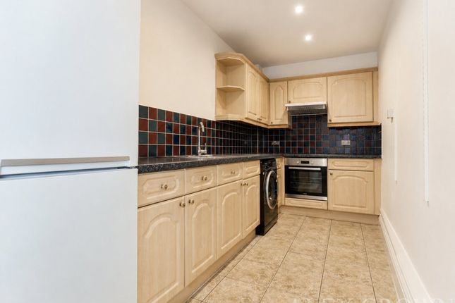 Flat 2B, 60, Brooksby's Walk, London photo 5