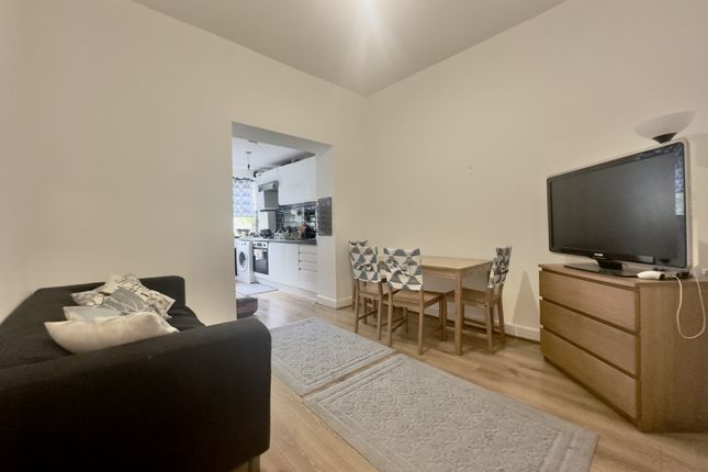 Thumbnail Flat to rent in Parkfield Road, London
