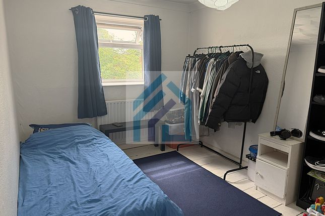 9 Heysham Road, Southampton photo 4