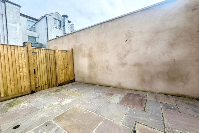 Flat 1, 22-24, Susans Road, Eastbourne photo 2