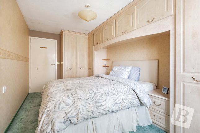 Flat for sale in Taunton Road, Romford