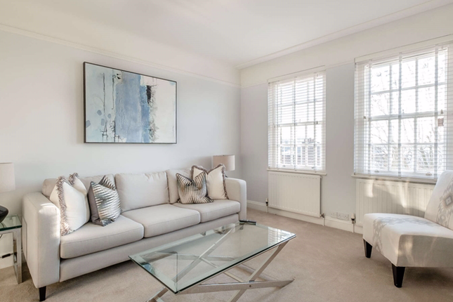 27, Pelham Court, Fulham Road, South Kensington, London photo 2