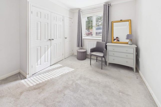 64, Woodruff Way, Cardiff photo 3