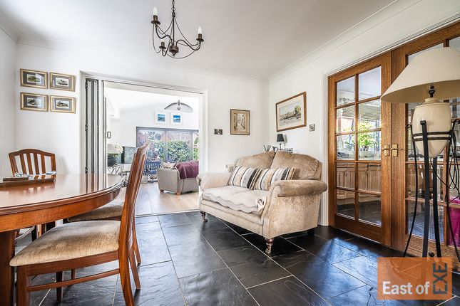 25, Well Oak Park, Exeter photo 4