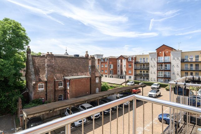 Flat 18, The Albany,, Gloucester Square, Hampshire photo 4