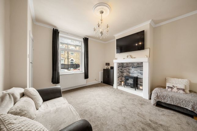 32, Manley Street, Brighouse photo 4