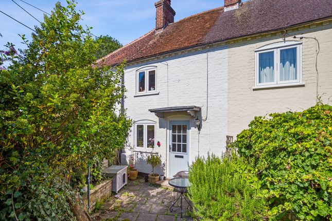 Thumbnail Cottage for sale in Down View, Hungerford