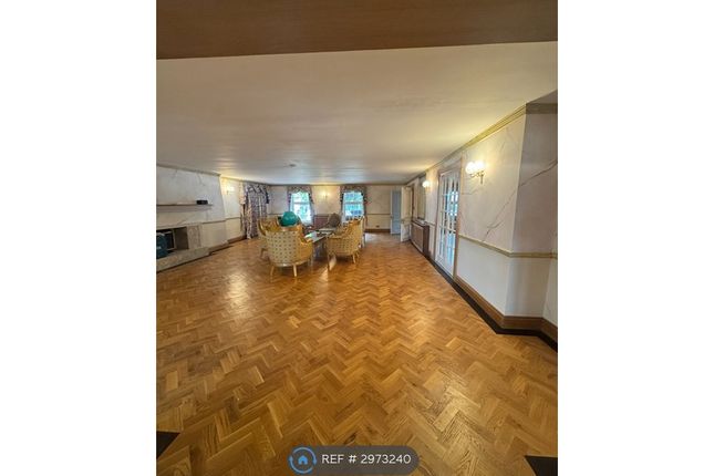Snitterfield Farm, Grays Park Road Stoke Poges, Slough photo 3